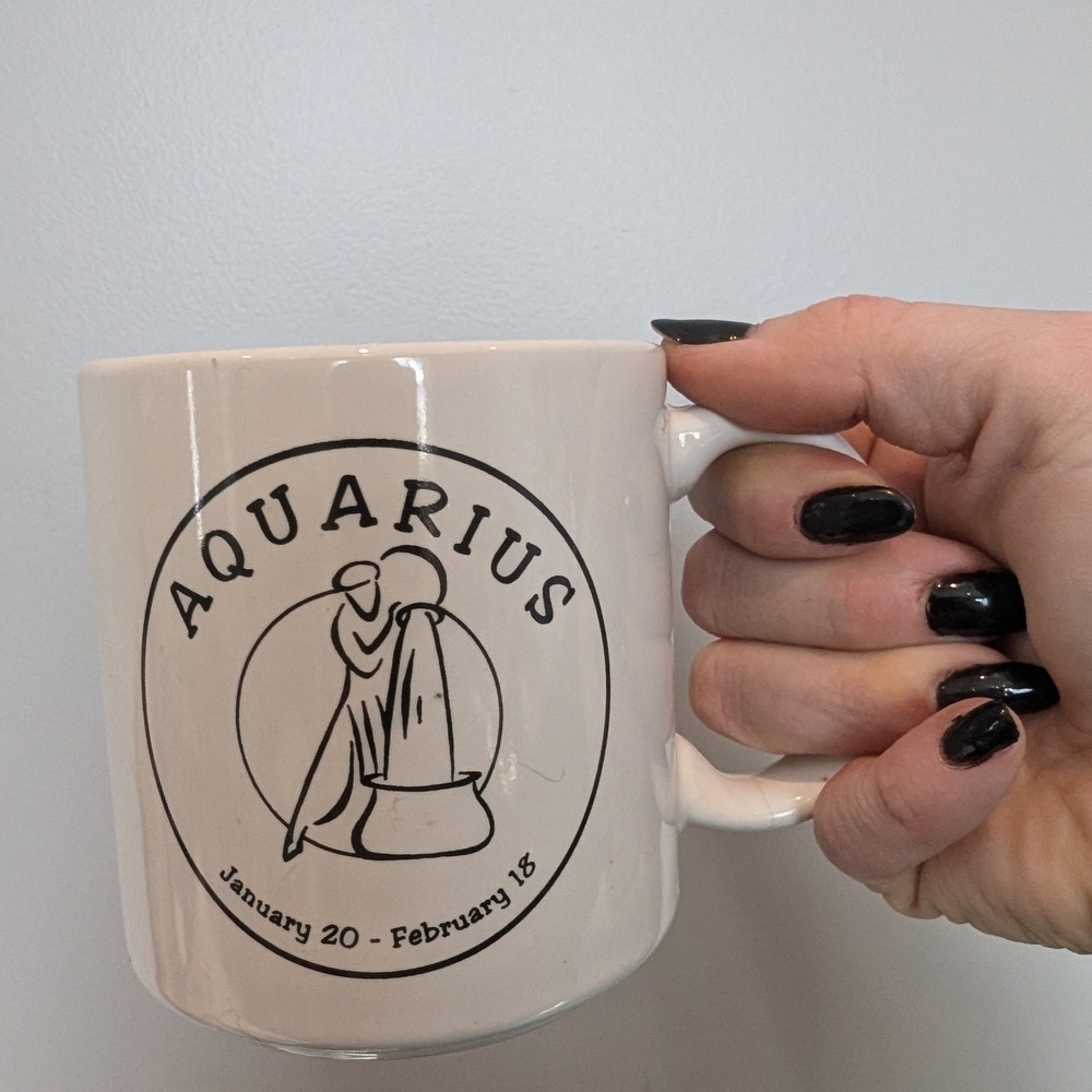 Vintage Aquarius Zodiac Mug